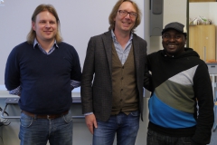 mit-Schulleiter-Ralf-Pöhler-und-Lehrer-Gunnar-Carstensen